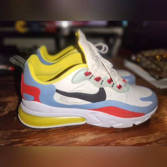 Nike Air Max 270 - Picture 2 of 7